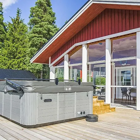 Semesterbostad Blomvik Kristenäs