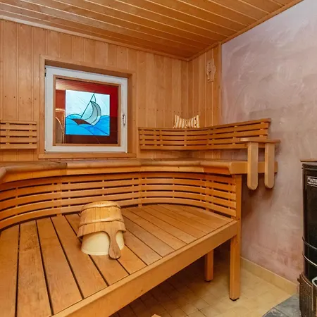 Blomvik By Interhome 別荘